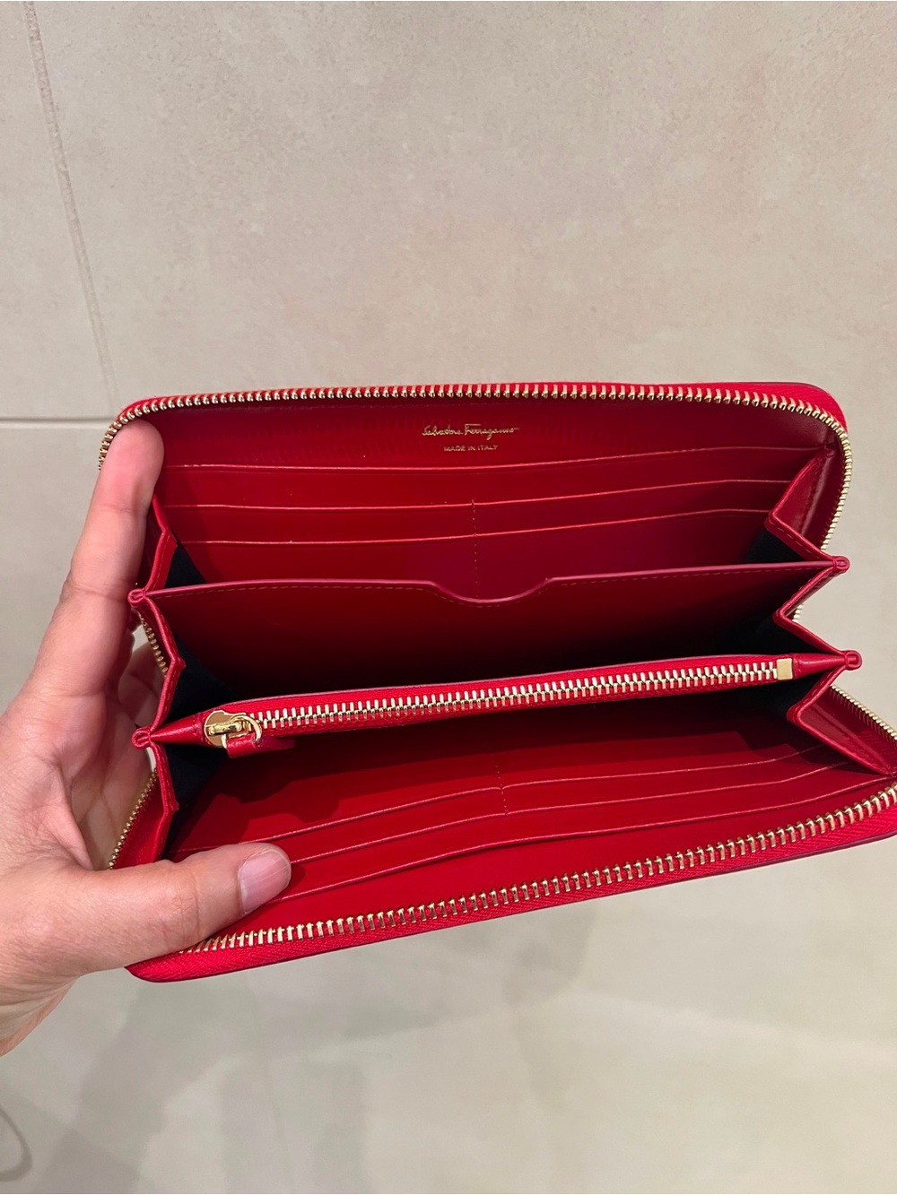 Salvatore Ferragamo Gancini Red Leather Zip Around Continental Wallet - Picture 2 of 3